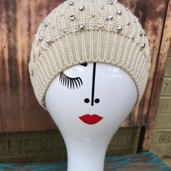 Women's Beige Hand Knit Winter Hat w / Rhinestones O/S - Picture 5 of 9